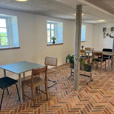 Gaestfri Pensionat Gjern